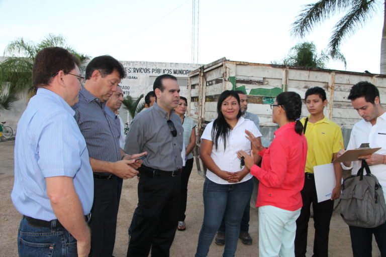 RECORRE ALEJANDRA CÁRDENAS LA DIRECCIÓN DE SERVICIOS PÚBLICOS