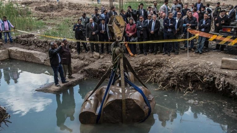 Coloso hallado cairo no es ramses II