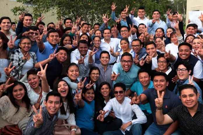 Foto pre7 (2) Mauricio Vila Gobernador