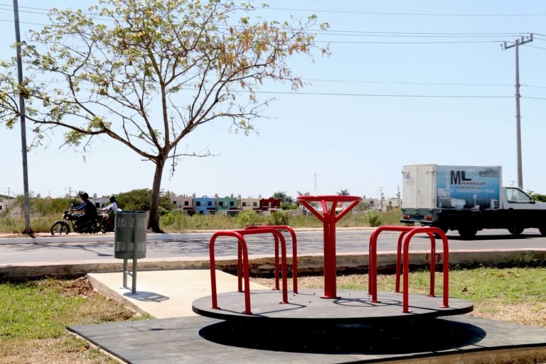 El Ayuntamiento continúa mejorando las vialidades de Mérida