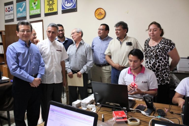 Comisión local de vigilancia pone bajo resguardo 2,218 credenciales para votar