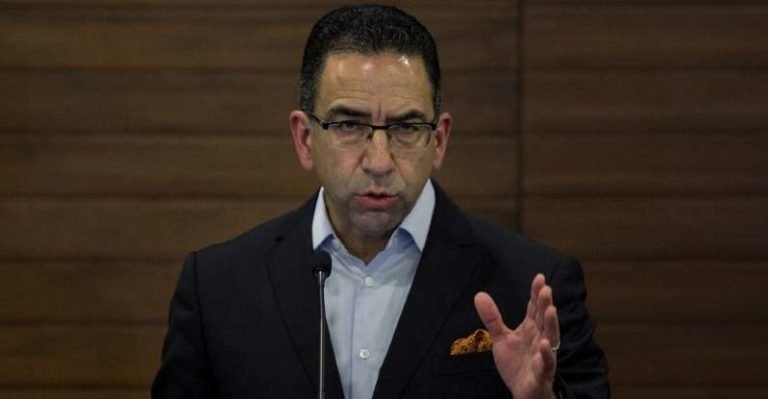 Tribunal Electoral multa a Javier Lozano por propaganda discriminatoria contra AMLO