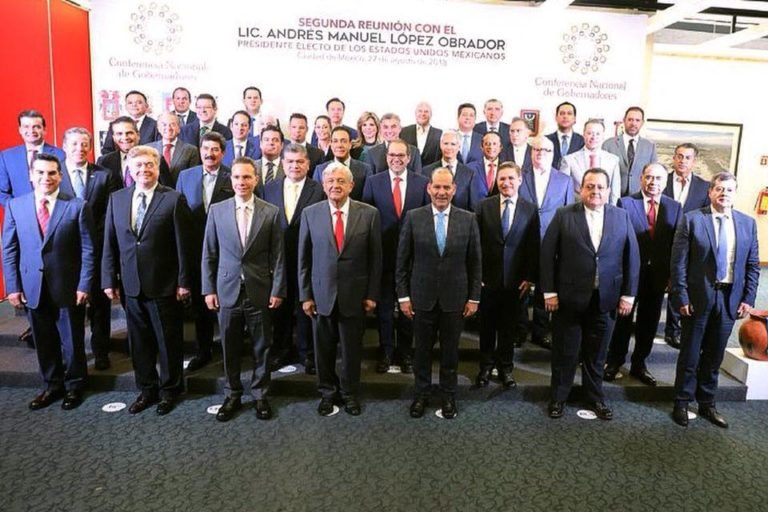 Reunión de Mauricio Vila Dosal con Andrés Manuel López Obrador