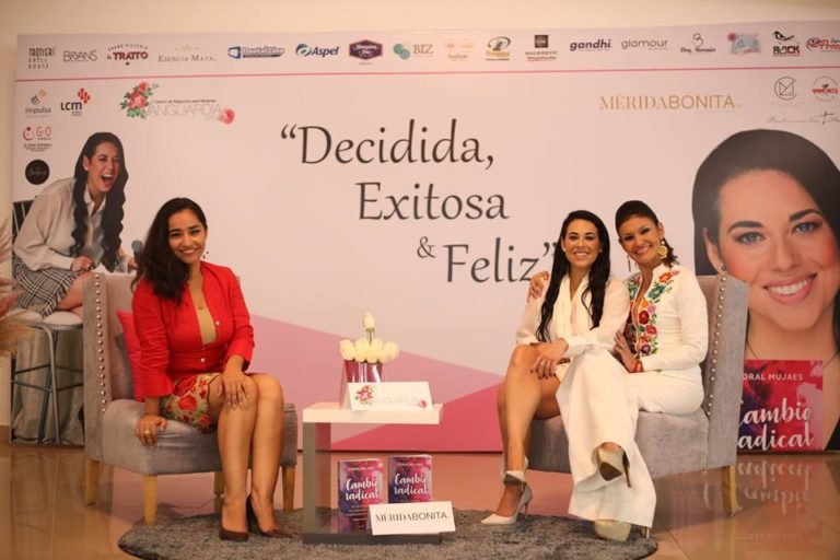 DECIDIDA, EXITOSA Y FELIZ