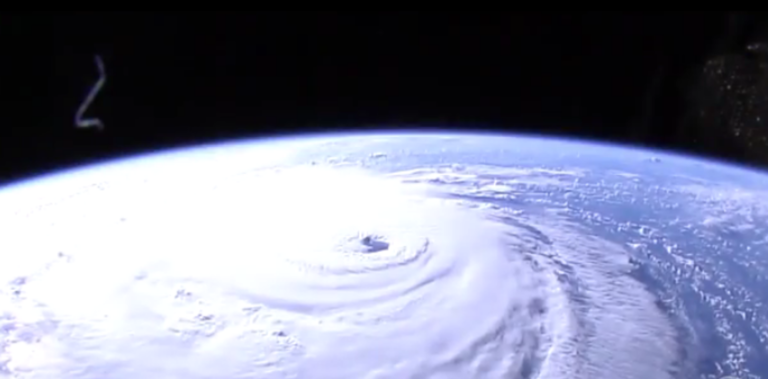 Florence es tan enorme que desde el espacio tuvieron que usar un lente gran angular para captarlo