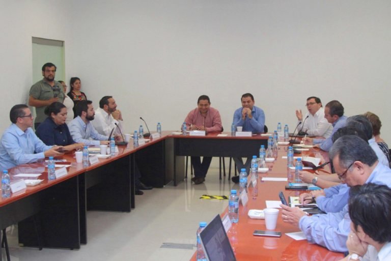 Los Servicios de Salud en el Estado, abordados en la novena mesa de transición