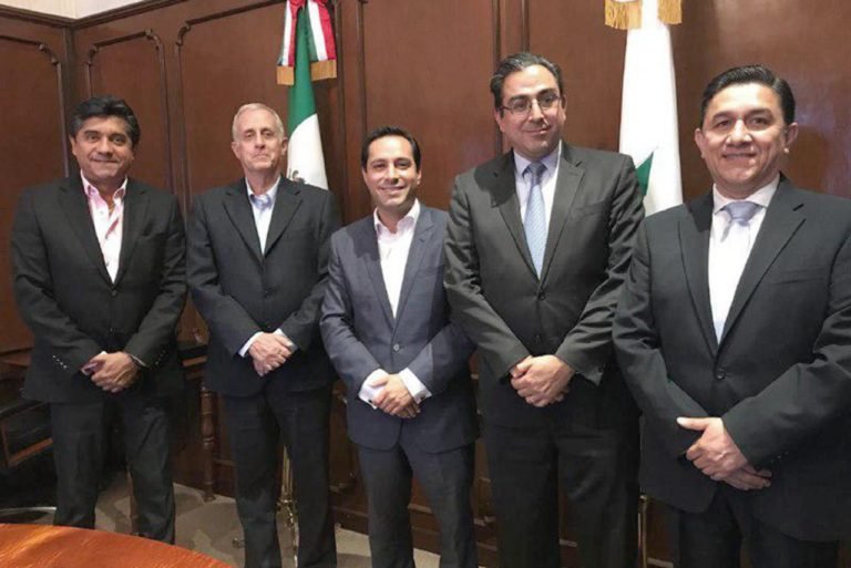 El Gobernador Electo Mauricio Vila Dosal se reúne con funcionarios de Querétaro para dialogar sobre buenas prácticas financieras