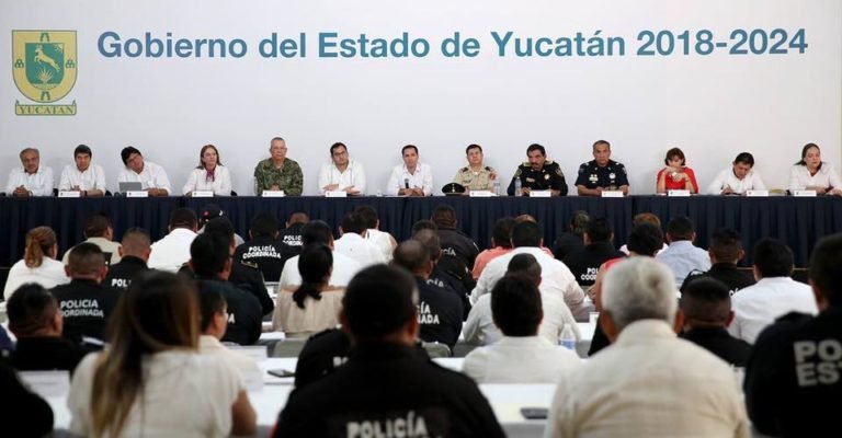El gobernador del estado se reúne con 34 alcaldes en Valladolid @Mauvila