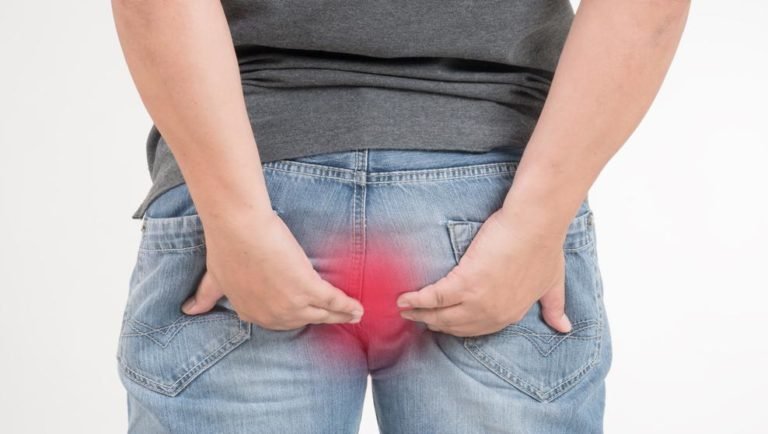 Crean la primer línea de ropa diseñada para filtrar el olor de los pedos