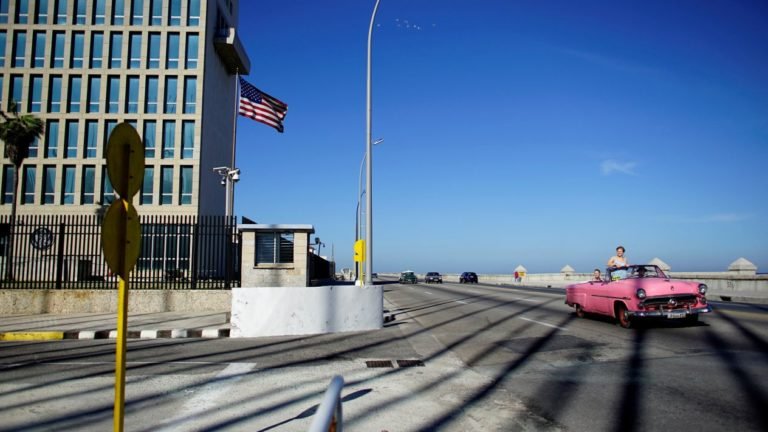 Cuba acusa que EU niega visas injustamente a diplomáticos