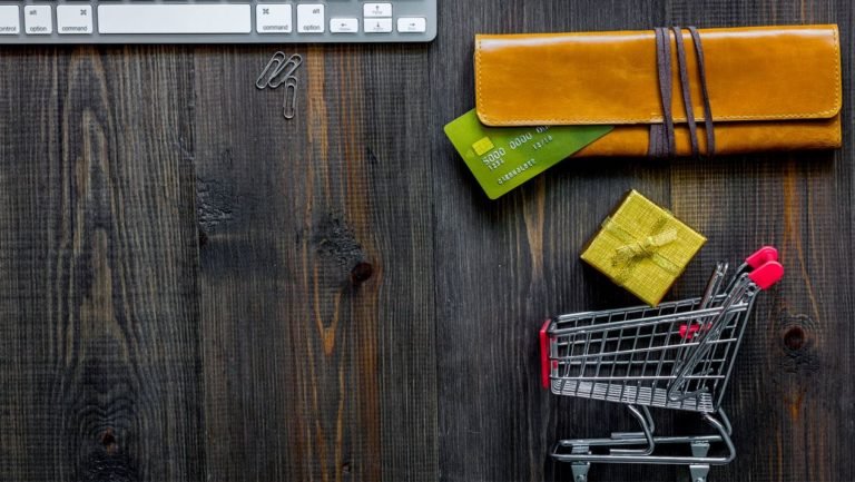 Nueve de cada 10 mexicanos ya compran en línea: estudio