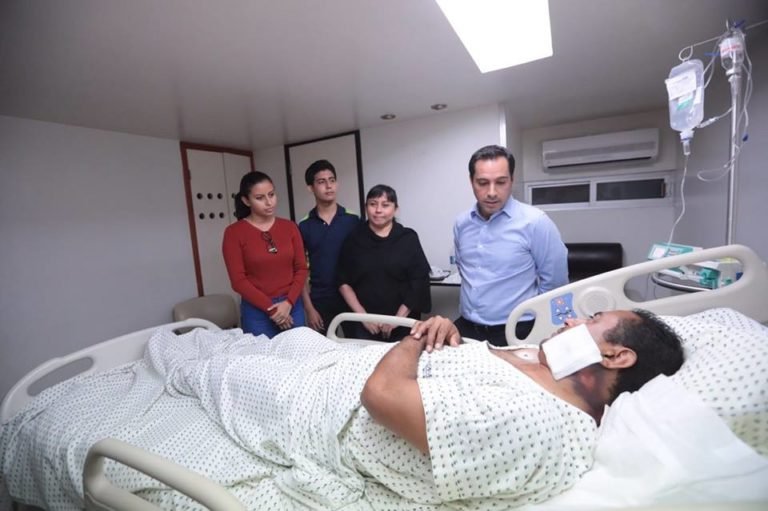 El gobernador visita en el hospital  al policía de la SSP herido en el cumplimiento de su deber el día de hoy