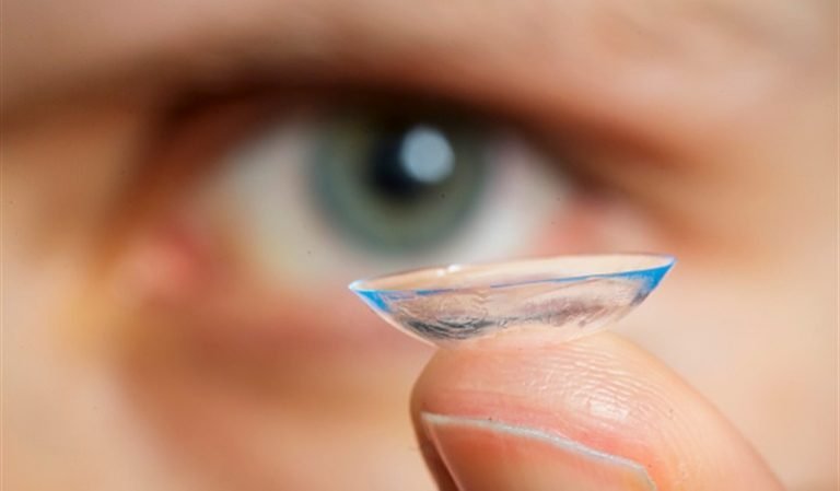 No compres tus lentes de contacto por Internet