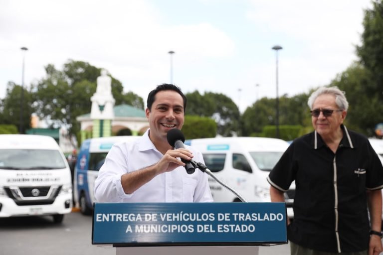 El gobernador @Mauvila, distribuyen las últimas 49 unidades traslado medico a 36 Ayuntamientos yucateco