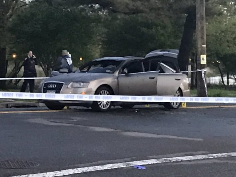 Hombre encierra a su hija de tres años en el auto y la quema viva