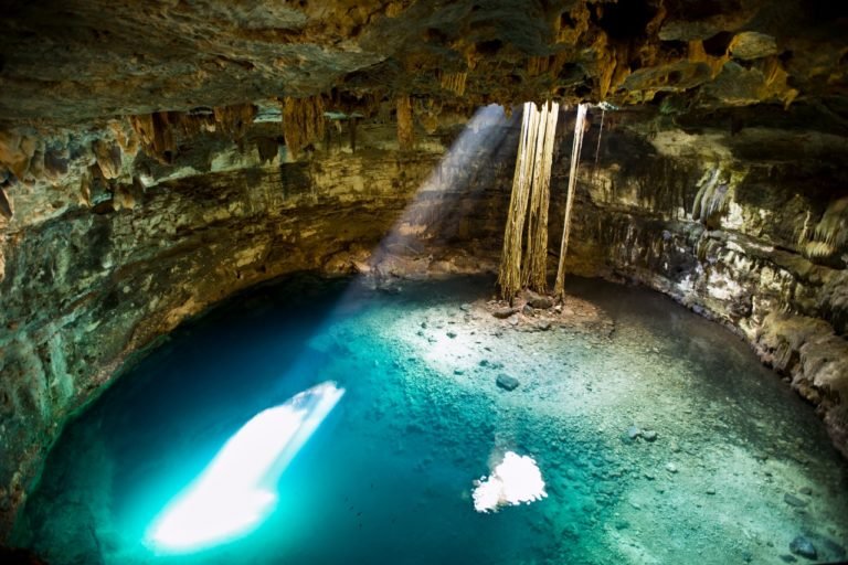 Yucatán tiene casi 100 cenotes para visitar