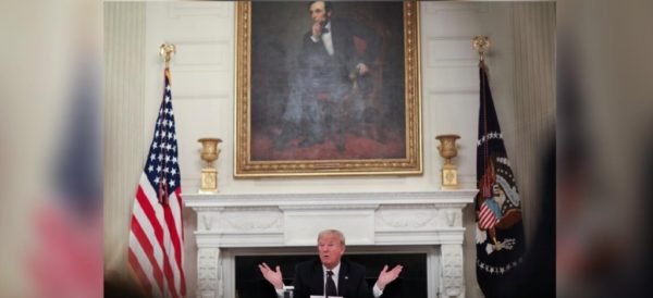 Trump se compara con Lincoln por su atención a “comunidad negra”