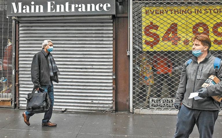 Solicitudes de apoyo por desempleo en EU repuntan a 1.4 millones