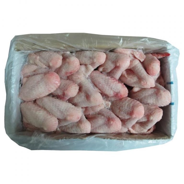 China detecta coronavirus en alitas de pollo que venían de Brasil