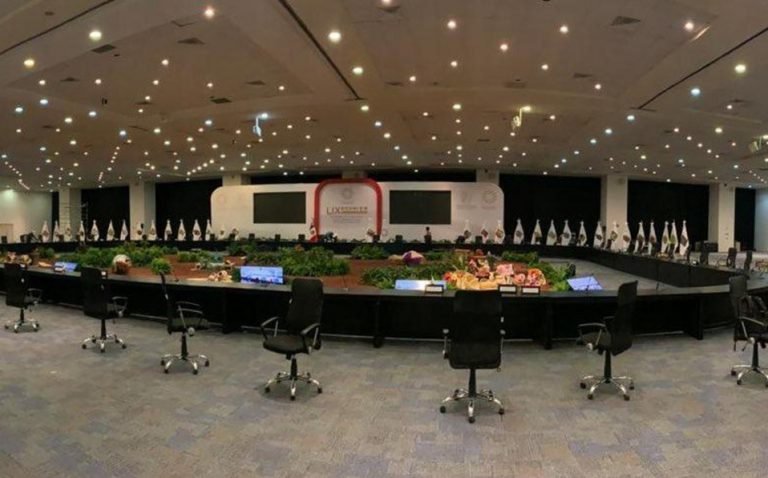 Gobernadores se reúnen con Sánchez Cordero en SLP, previo a encuentro con AMLO