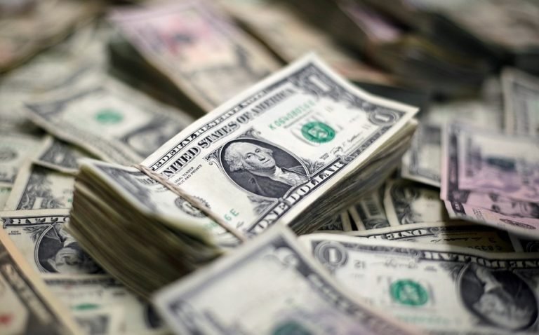 Precio del dólar hoy: Peso inicia agosto ‘con el pie izquierdo’