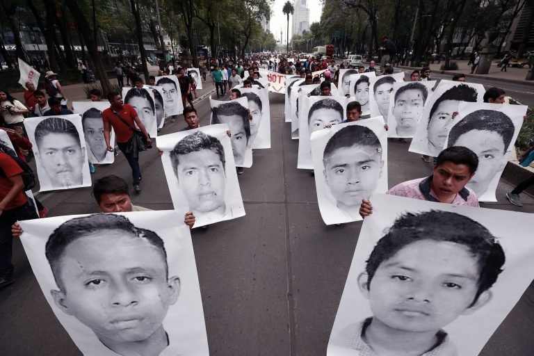 Protestas en Iguala en demanda de justicia por los 43