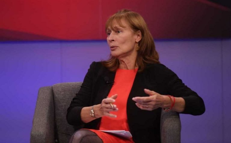 Tatiana Clouthier descarta ir por gubernatura de NL; «aporto más en esquema nacional»