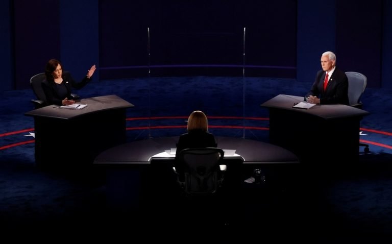 Pence y Kamala Harris mantuvieron llamada telefónica, según medios de EU