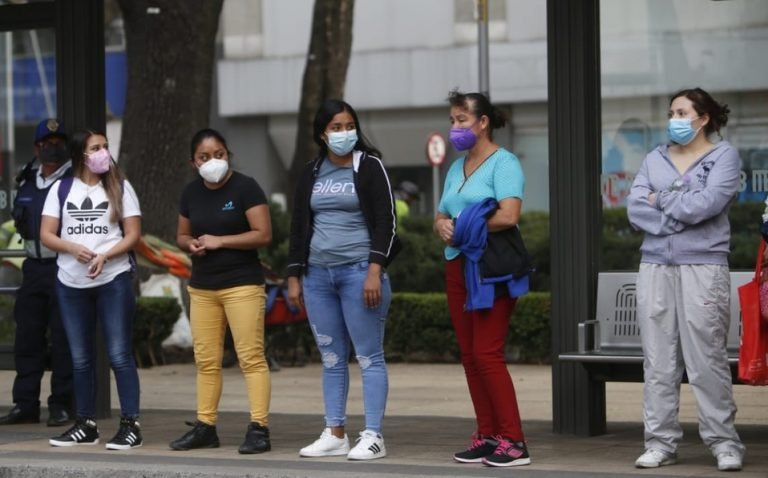Desde hace 6 semanas, casos de covid-19 muestran baja sostenida, informa Ssa