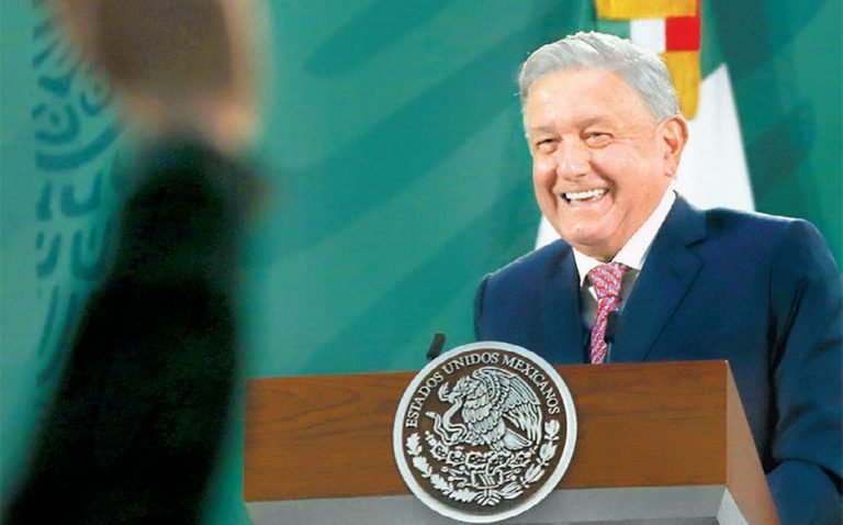 Nivel de contagios de covid-19 se está reduciendo: AMLO; 24 estados reportan baj
