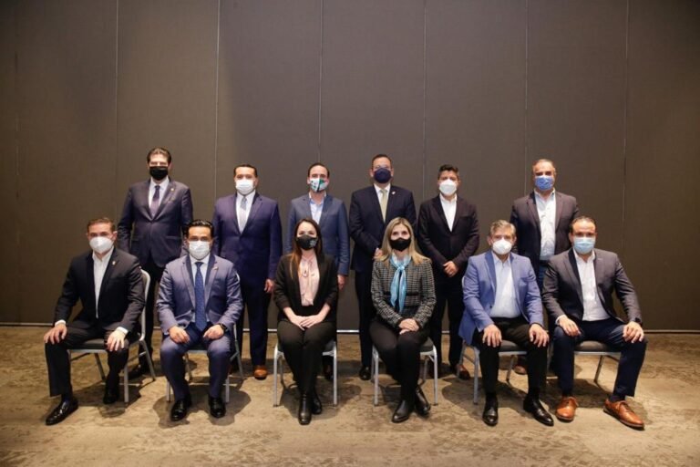 Alcaldes de 12 ciudades capitales acuerdan agenda de trabajo en conjunto