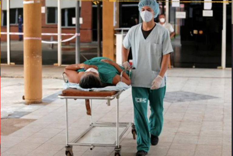 Paraguay detecta tres primeros casos de ómicron; llegaron  de Cancún