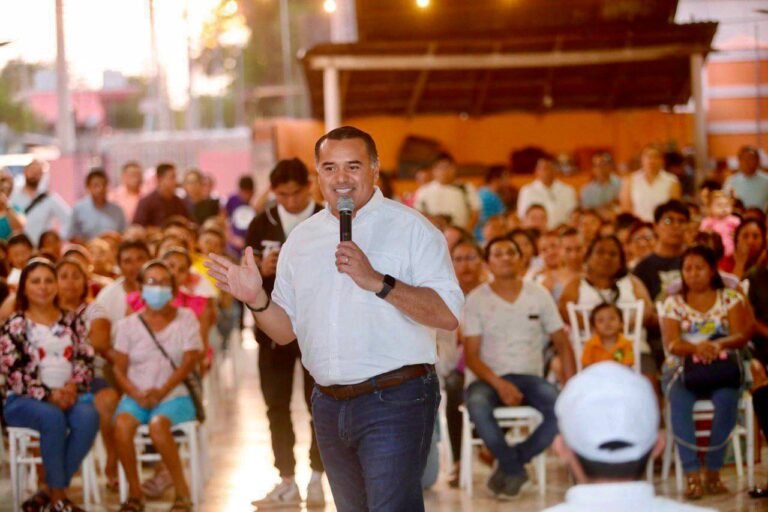 Los panistas de Umán cierran filas con Renán Barrera