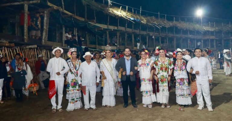 Rememorando y honrando a las tradiciones, hacemos fuerte a Tizimín: Jorge Díaz Loeza