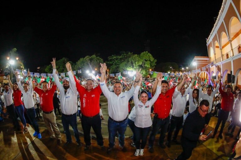 Renán Barrera muestra “:músculo” desde Tekax con apoyo multitudinario y respaldo de “plana mayor” de la política