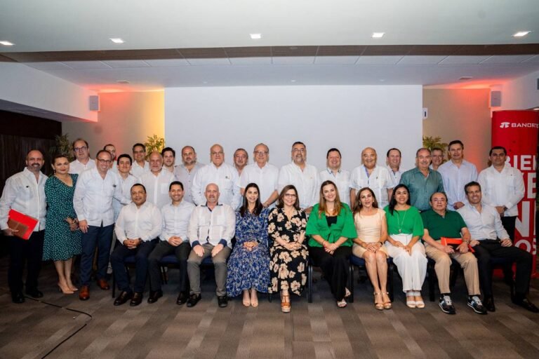 Cecilia Patrón destaca la transformación diaria de Mérida en foro del Grupo Financiero Banorte