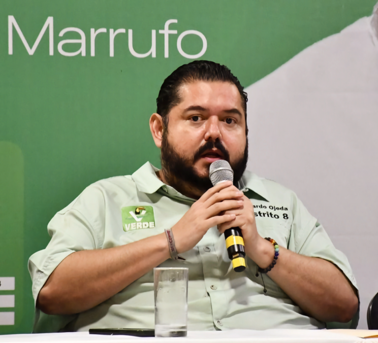 Candidato a diputado denuncia precaria situación de salud en Yucatán y cuestiona propuestas de «El Huacho»