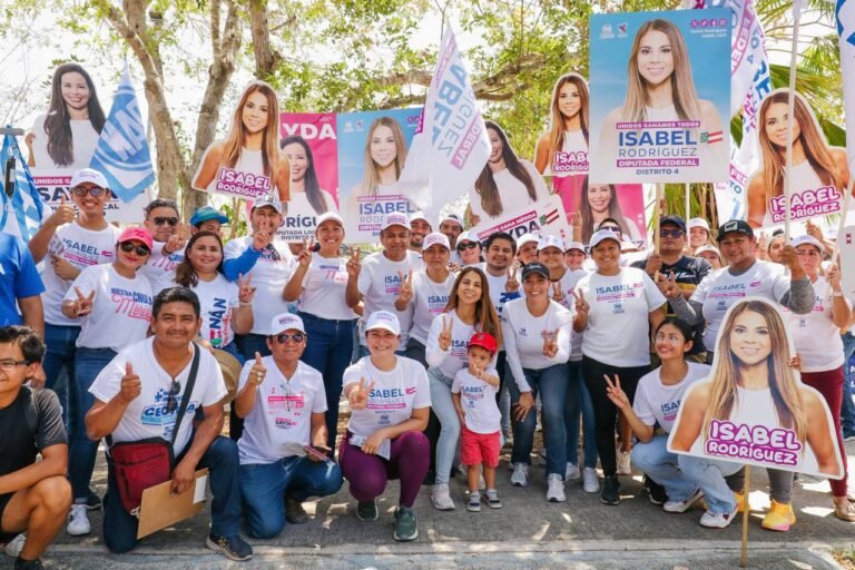 En unidad Isabel Rodríguez se gana la confianza del Distrito Federal 4