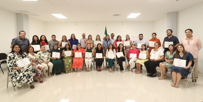 Personal judicial se especializa en mediación