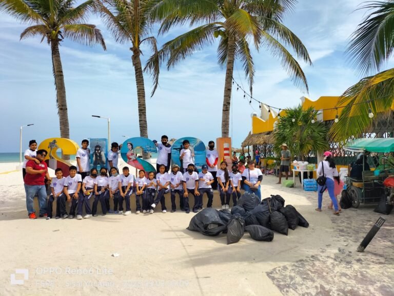 Iniciativa de Paraíso Sisal para Mantener Limpias las Playas: Recolecta de Residuos en Sisal