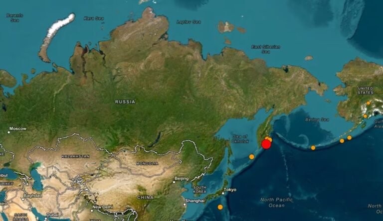 Fuerte sismo de magnitud 8.8 sacude Rusia; emiten alerta de tsunami en el Pacífico