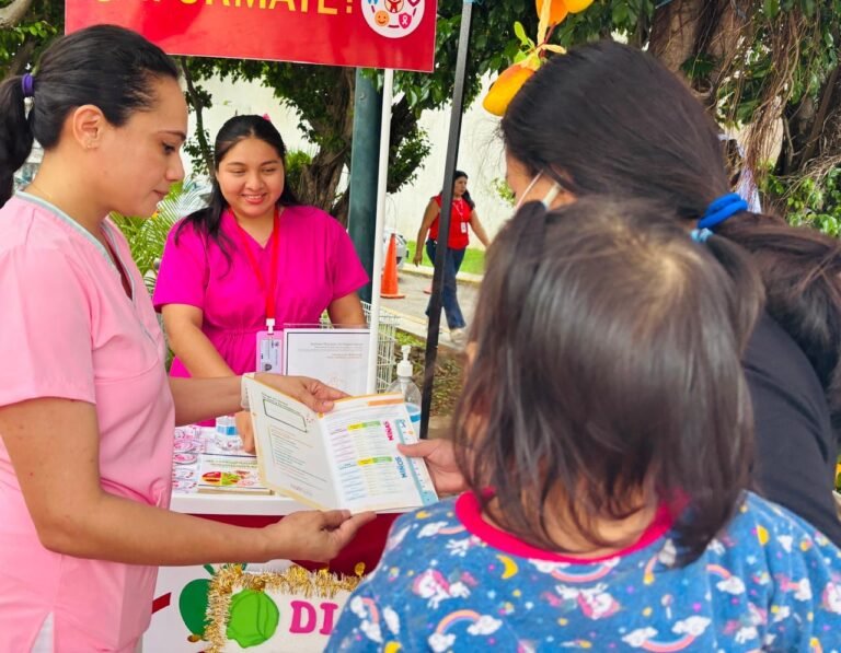 IMSS Yucatán llama a mujeres a realizarse chequeos preventivos por el Día de las Madres