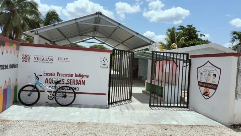 Indignación en Loche: madres de familia acusan posible baja de maestro por presuntos intereses políticos en jardín de niños