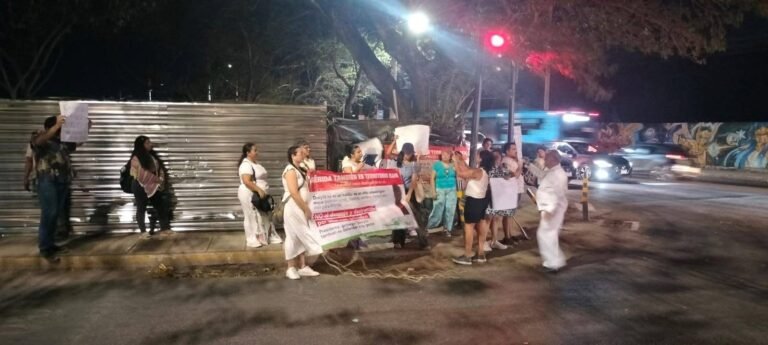 Protestan en Mérida para defender Dzoyilá; denuncian daños a vestigios mayas y devastación ambiental