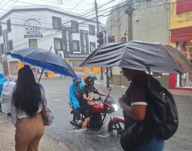 Precipitación histórica rompe récord de 75 años y pone a Mérida en alerta