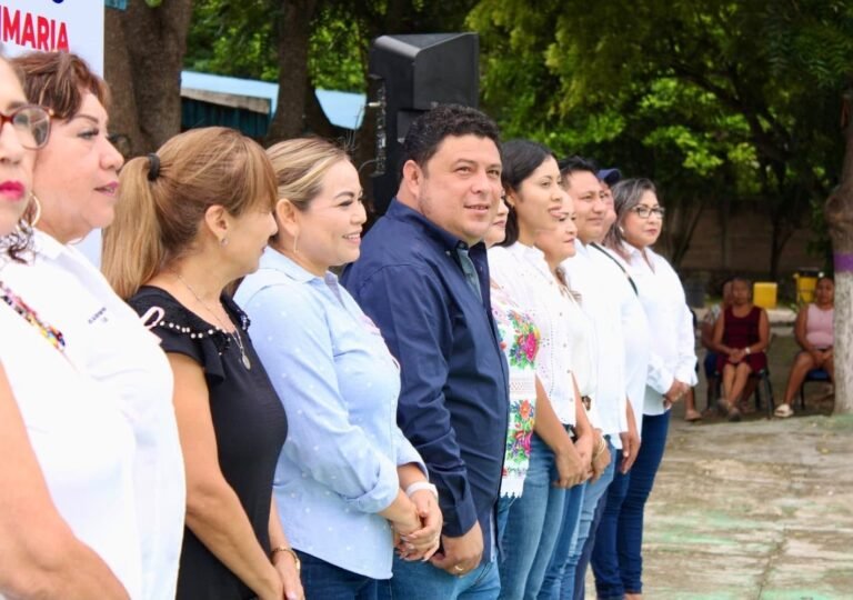 Espacios dignos para la niñez de Kanasín: Inicia la edificación de domos en las primarias «Benito Juárez» y «Luis Donaldo Colosio»