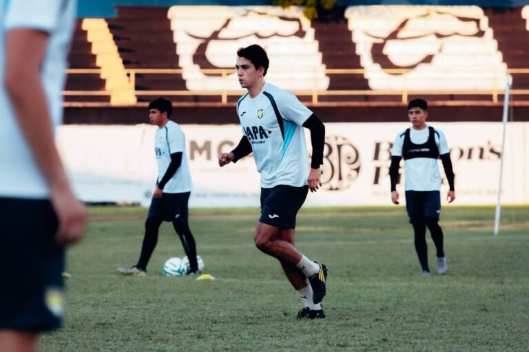 VENADOS QUIERE MANTENER EL PASO Y VA POR LOS TRES PUNTOS ANTE LA PAZ